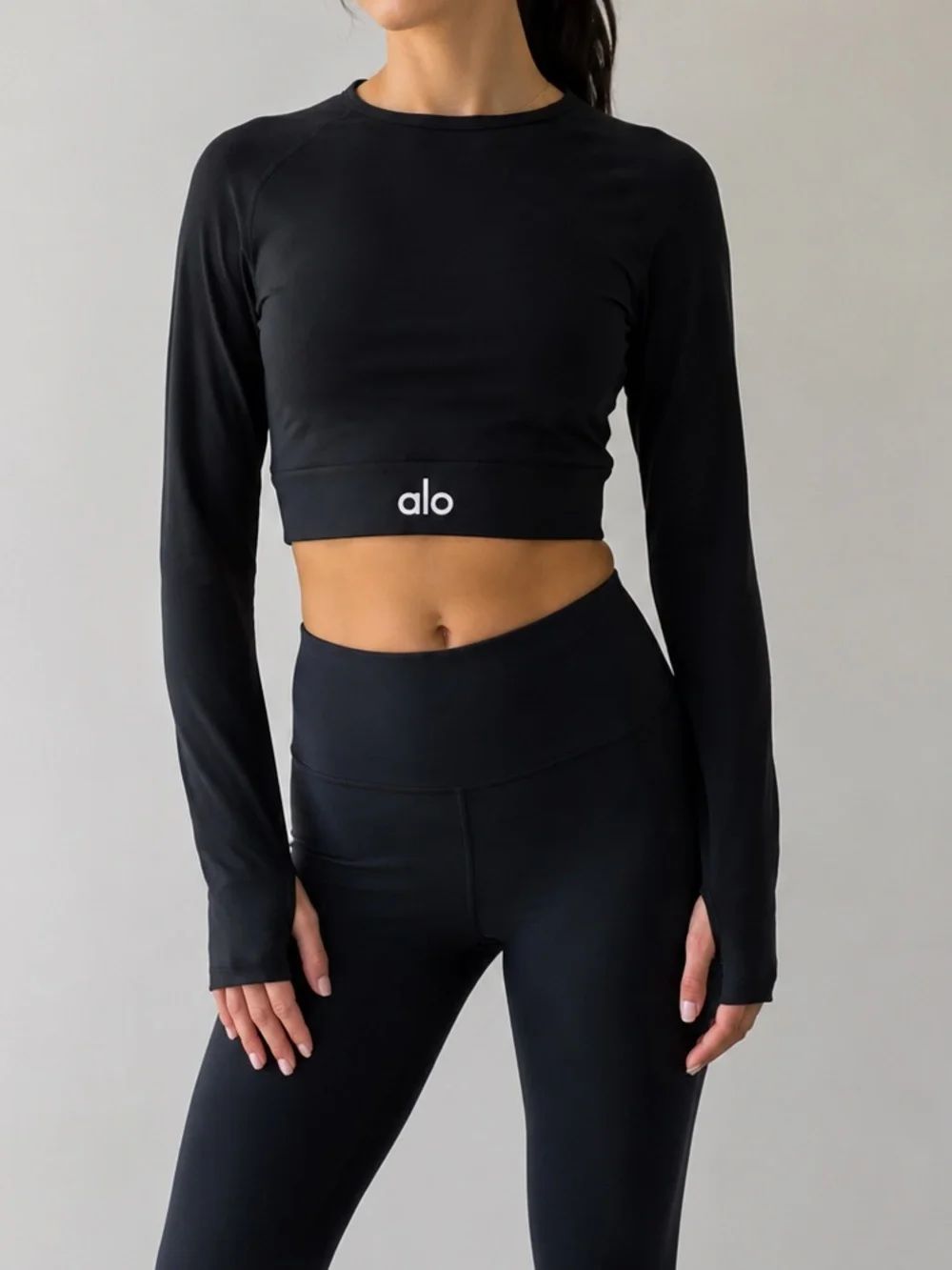 ALO Yoga Black Long Sleeve Cropped Top Thumbhole Workout Athletic Shirt Size L